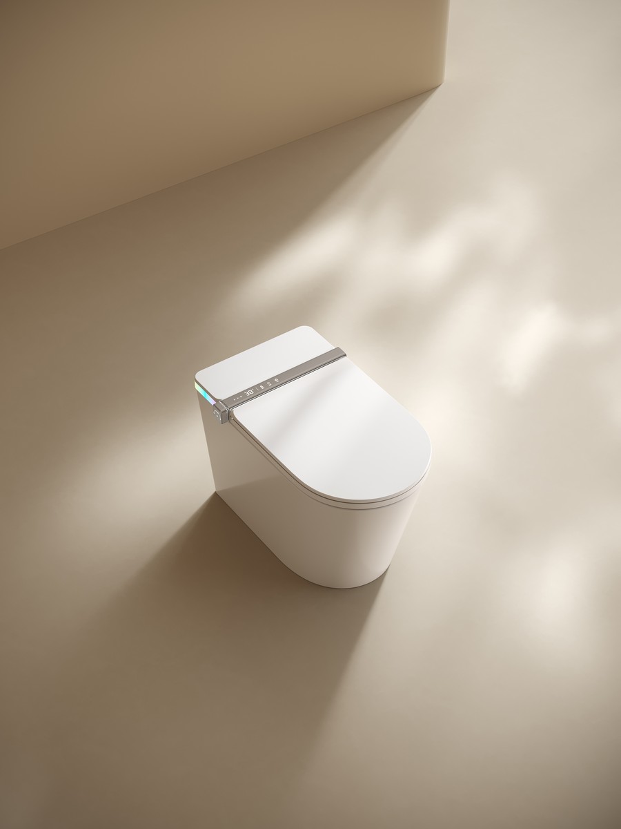 Neowash S002F three-quarter angle